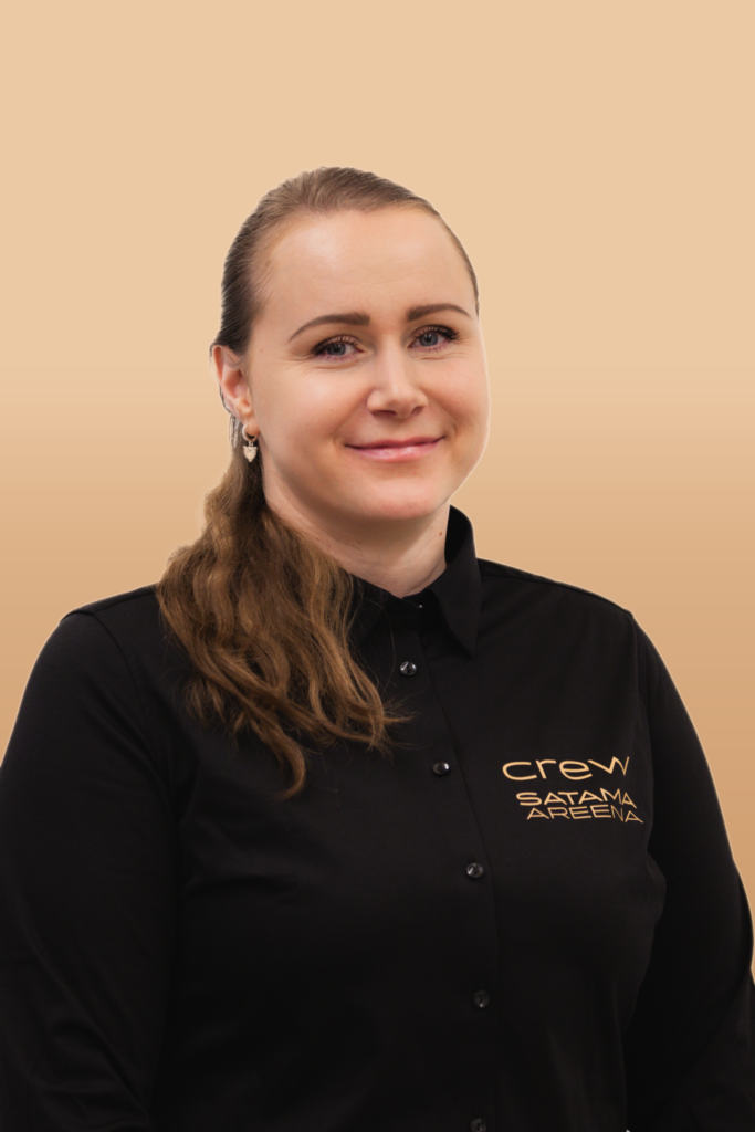 Linda Ylä-Kujala talous ja HR Satama Areena Kotka